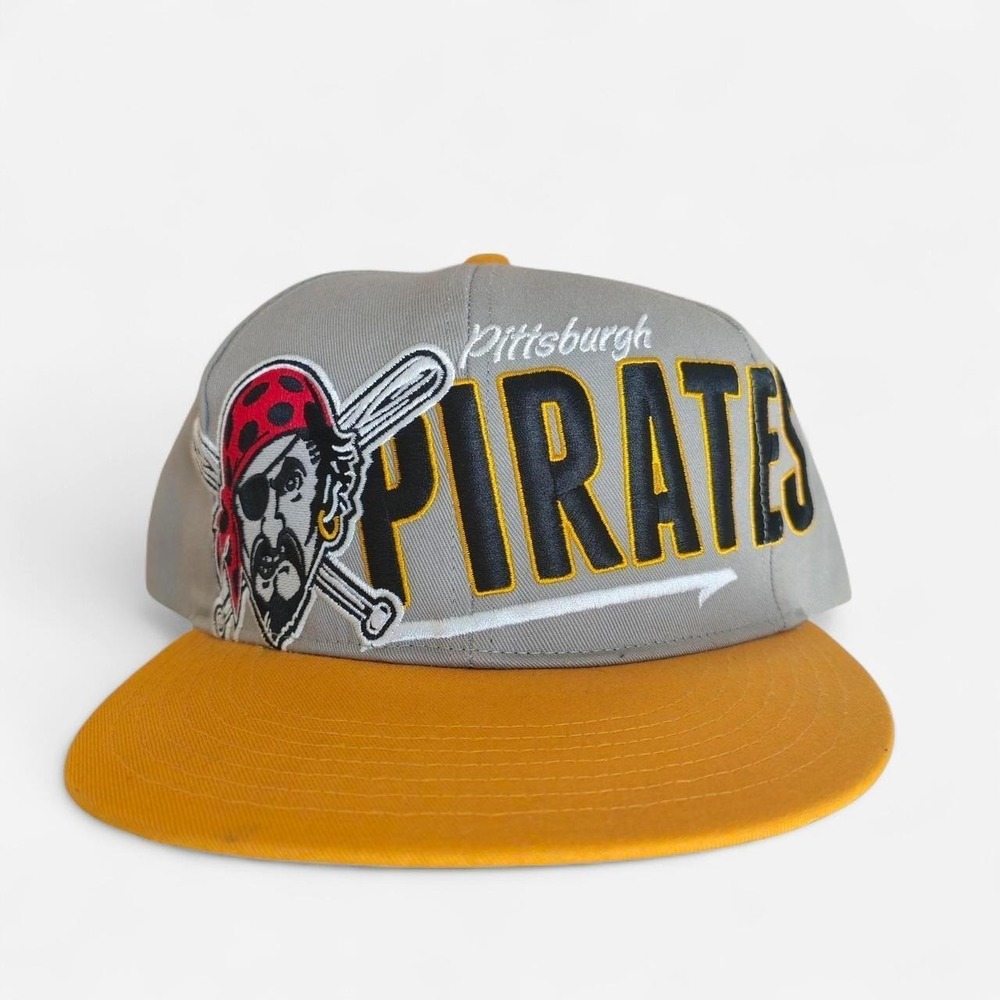 MLB Pittsburgh Pirates Baseball Cap Vintage Deadstock Grey Gold Snapback Hat NEW
